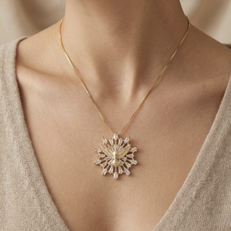 Colar Espírito Santo zircônia no dourado