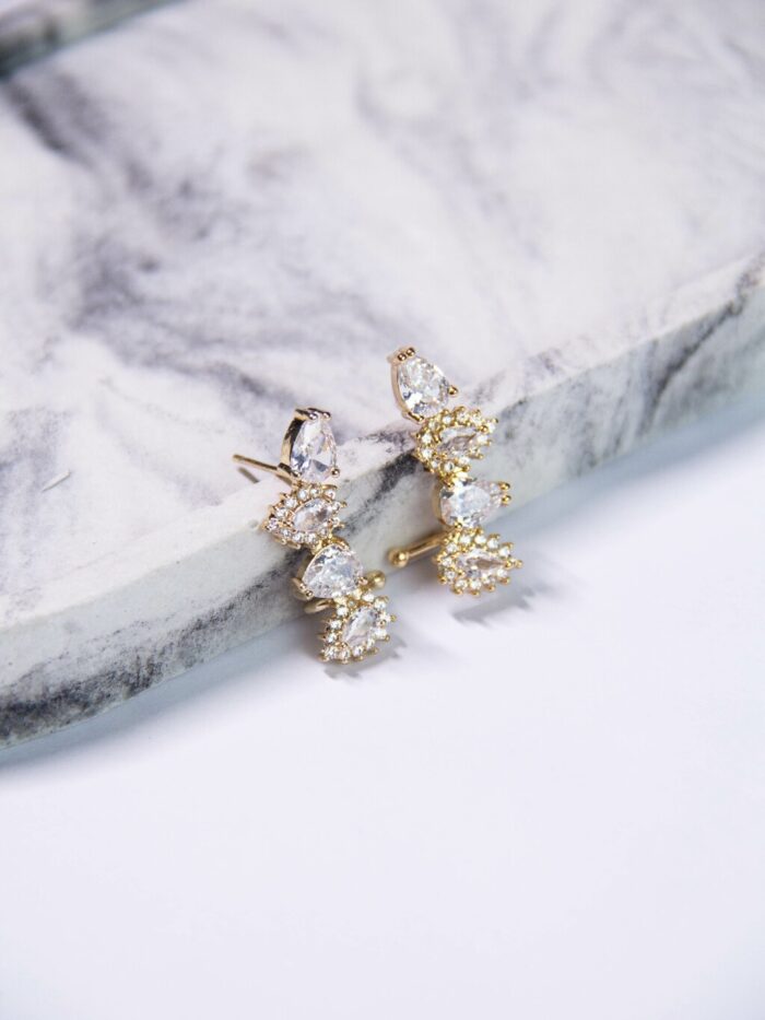 Brinco earcuff gota cristal