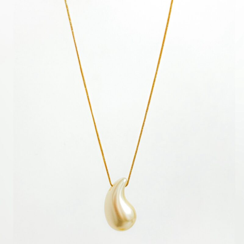 Colar gota pérola