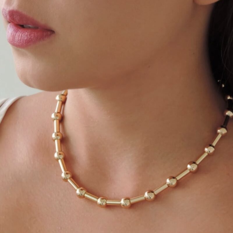 Colar canutilho dourado