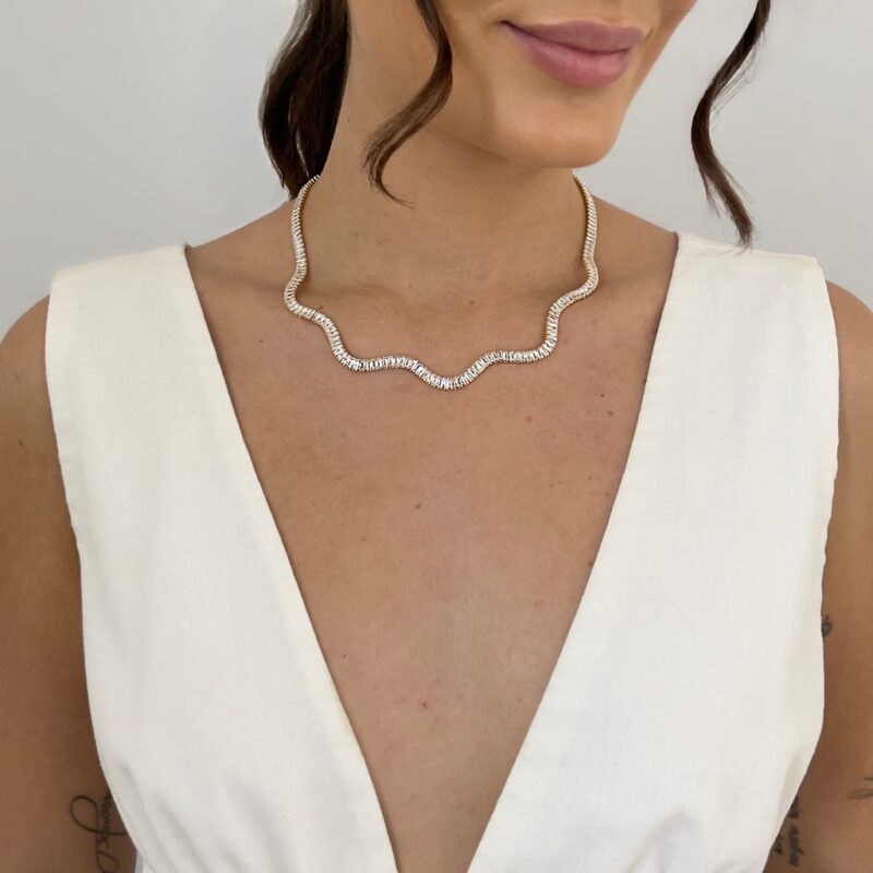 Colar riviera baguete cristal ondulada