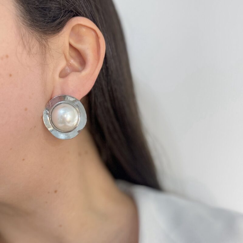 Maxi brinco pérola orgânico no prata