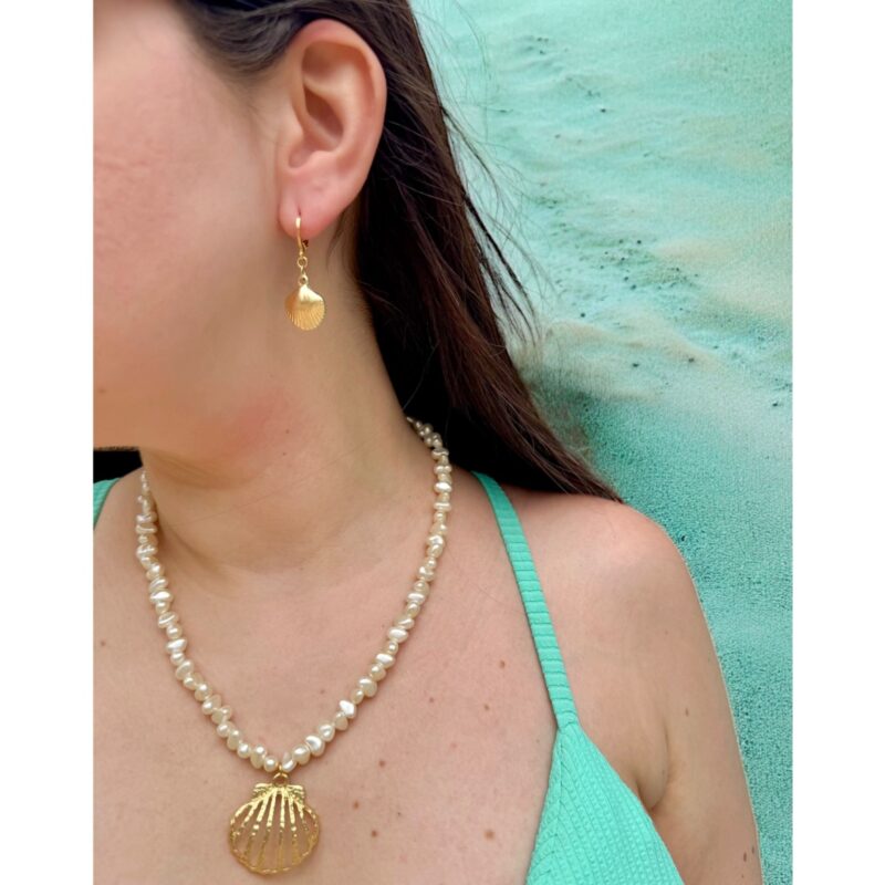 Colar pérola orgânica com concha