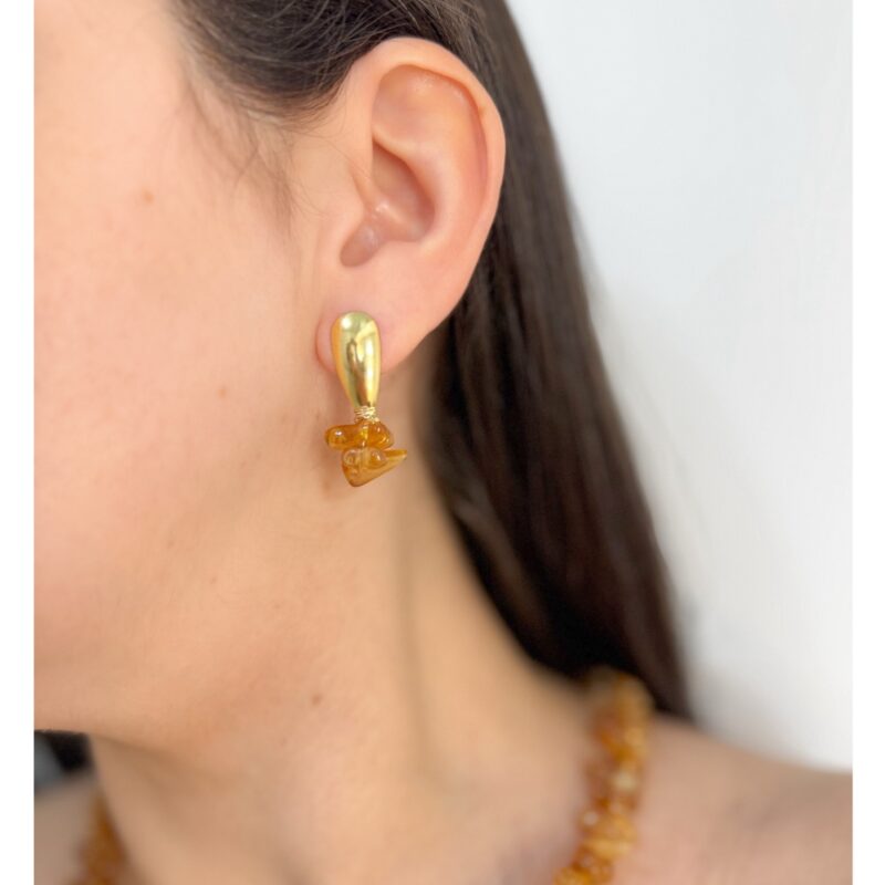 Brinco cascalho marrom