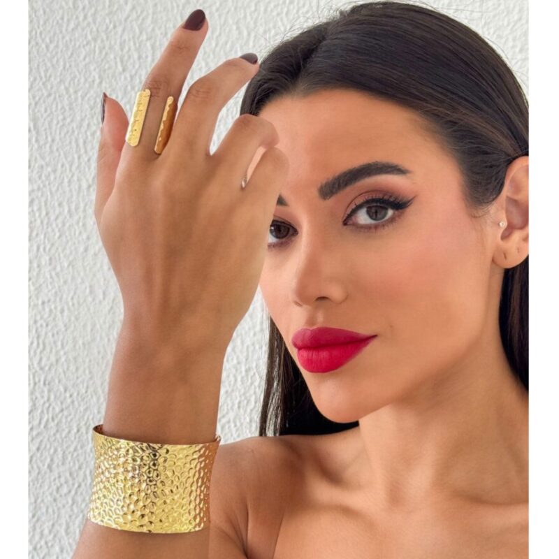 Bracelete martelado + anel